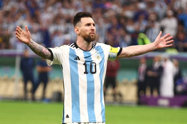 Argentina de Messi é campeã em eletrizante final de Copa