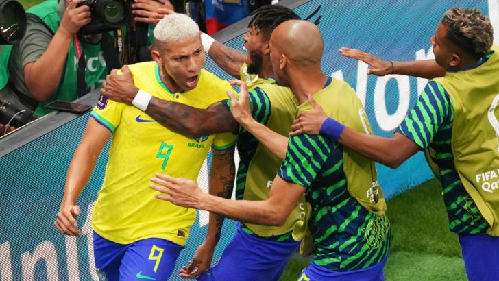 Brasil fica no Grupo E da Copa do Mundo e estreia contra a Suíça