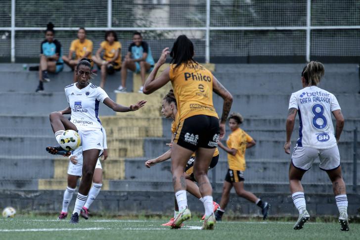 Cruzeiro x Grêmio: onde assistir, escalações e como chegam os