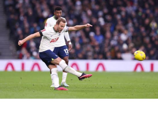 Onde assistir, palpites e escalações de Burnley x Tottenham