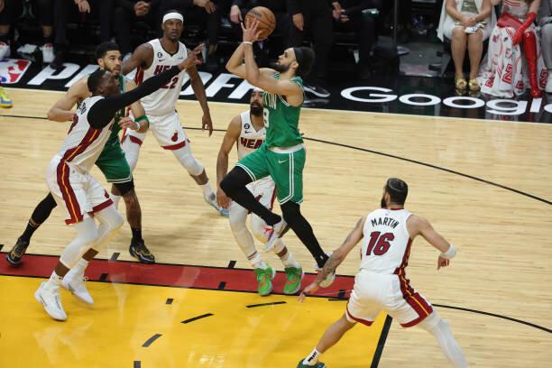 Boston Celtics x Miami Heat: veja horário e onde assistir ao vivo