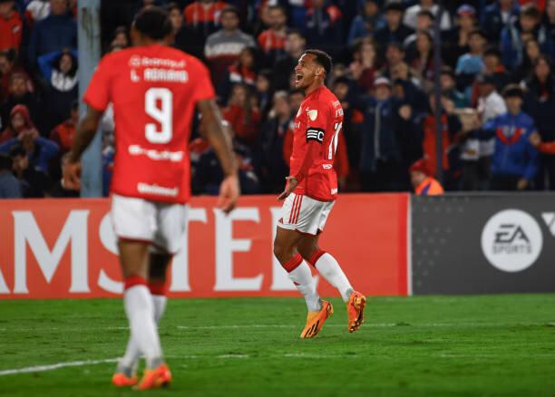 Internacional x Vasco: onde assistir ao vivo, horário e escalações do jogo  pelo Brasileirão