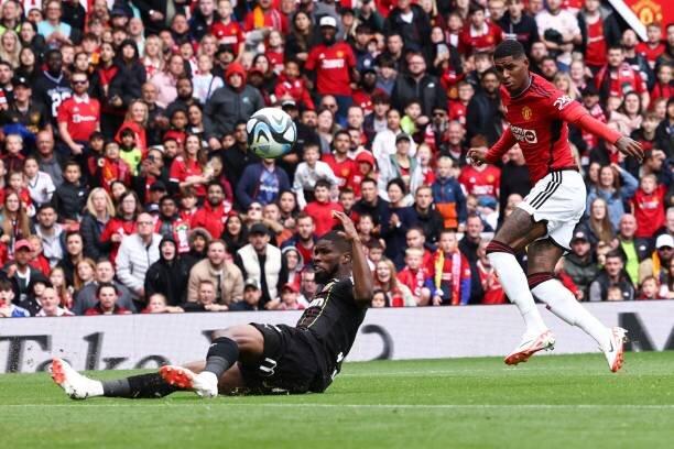 Casemiro estreia, e Manchester United vence o segundo jogo seguido na  Premier League