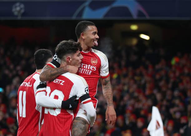 Arsenal x Brighton: onde assistir ao vivo, horário, prováveis