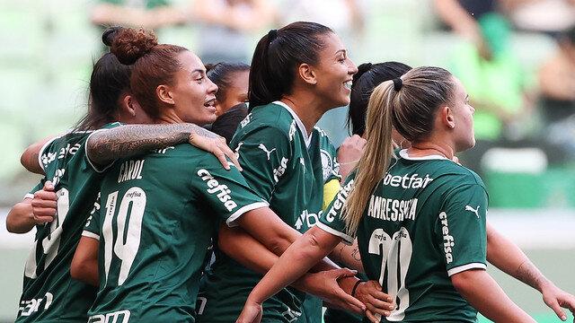 Palmeiras x Corinthians ao vivo! Saiba onde assistir ao Dérbi pela  semifinal do Brasileirão Feminino