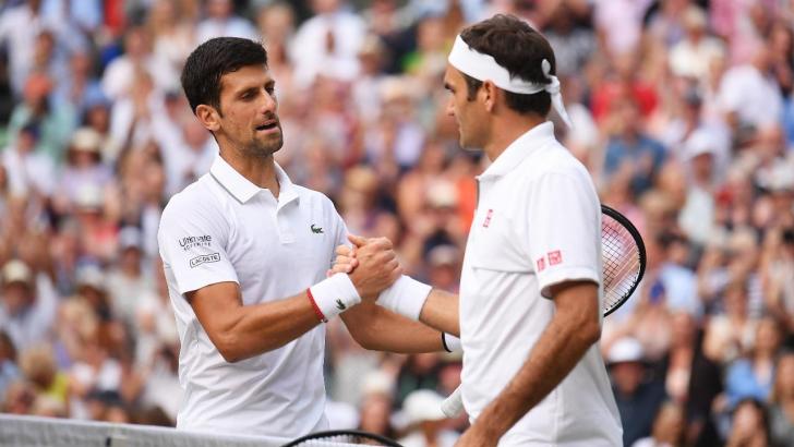 Novak Djokovic and Roger Federer in Wimbledon final